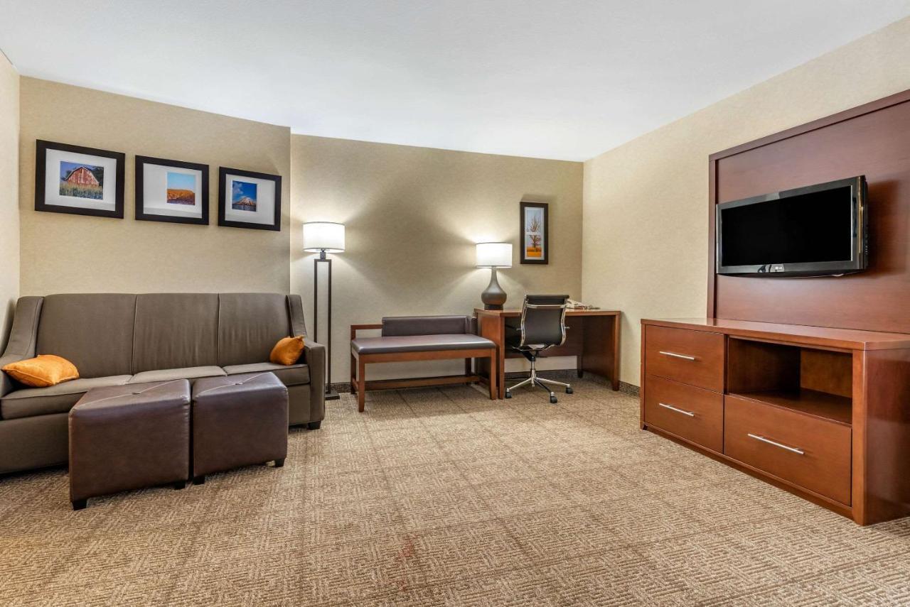 Comfort Suites South Elkhart Eksteriør billede