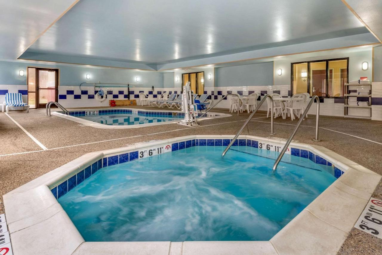 Comfort Suites South Elkhart Eksteriør billede