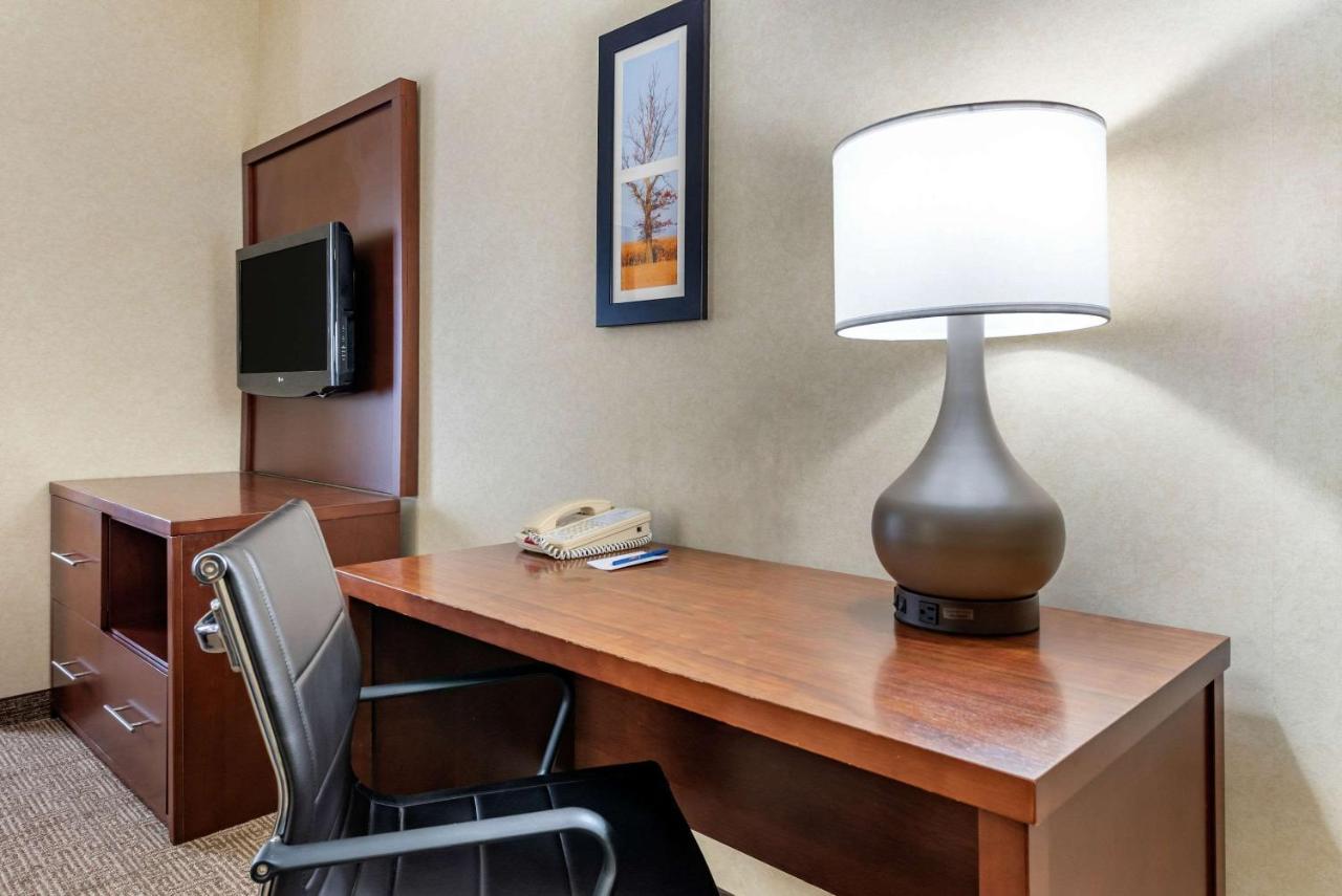 Comfort Suites South Elkhart Eksteriør billede