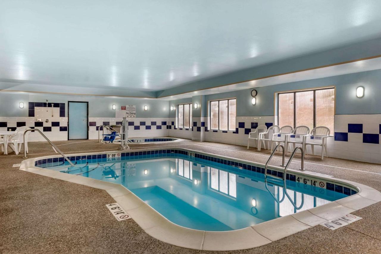 Comfort Suites South Elkhart Eksteriør billede